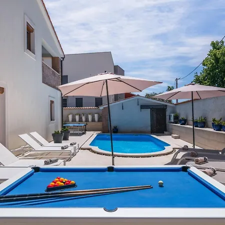 Kuenstler By Interhome