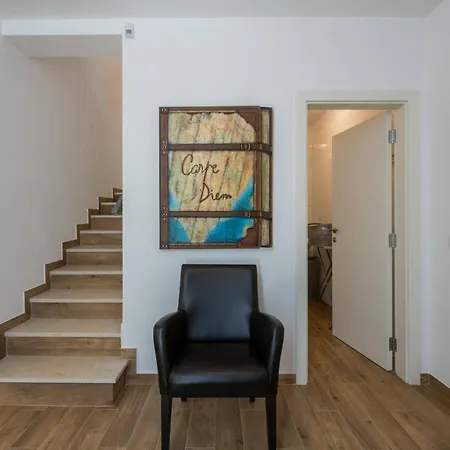 Ferienhaus Kuenstler By Interhome Vrznaveri